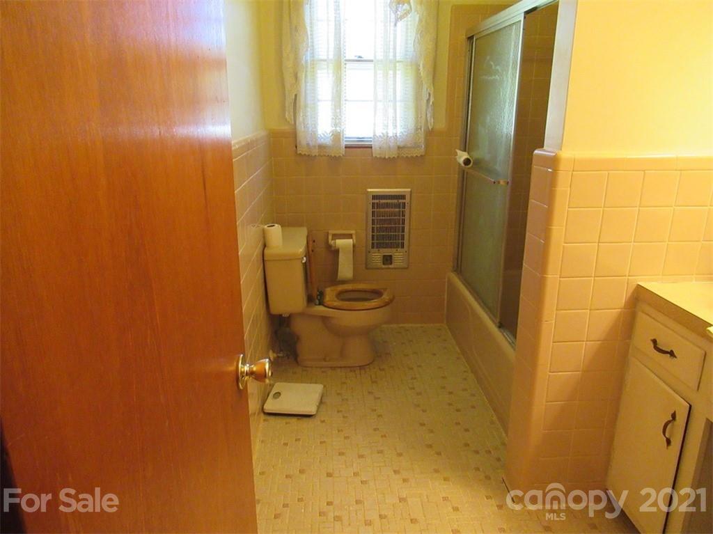 818 Setzer Drive Conover, NC 28613 - Photo 10 of 26 Gallery Image 10