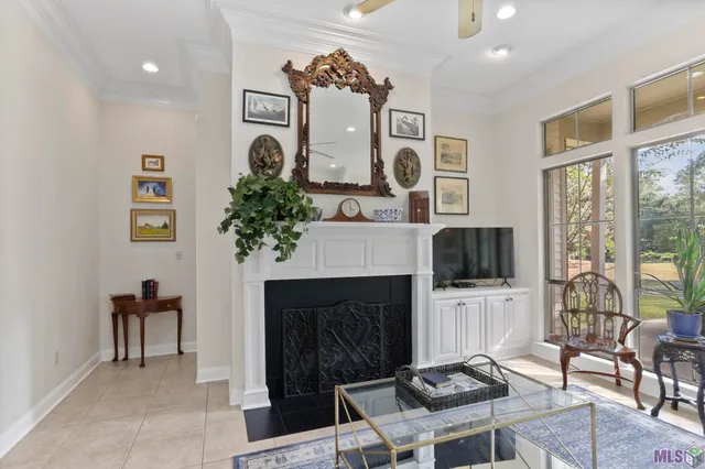 $365,000 | 6126 Beechgrove Lane, St. Francisville, LA 70775