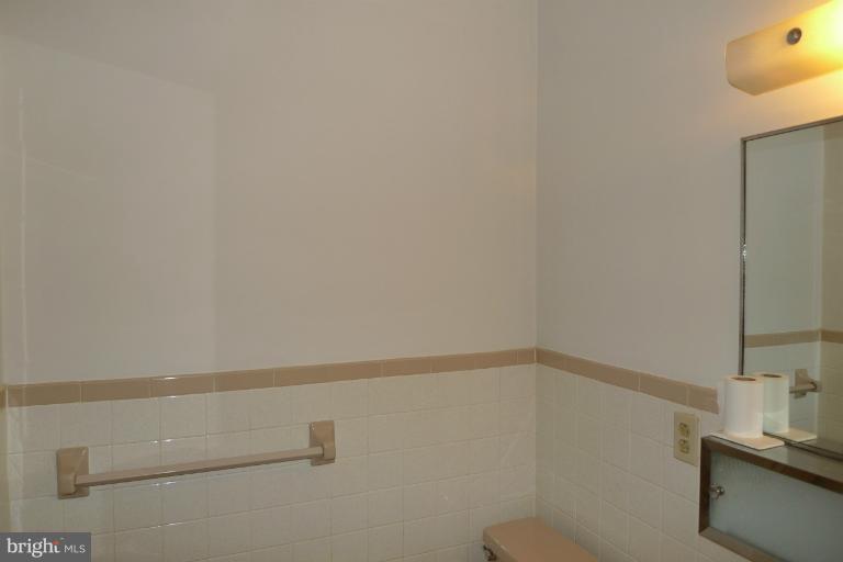 10322 Bethel Road Frederick, MD 21702 - Photo 14 of 30 Bath
