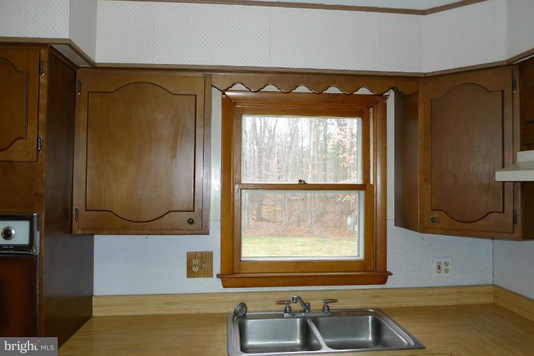 10322 Bethel Road Frederick, MD 21702 - Photo 27 of 30 Kitchen