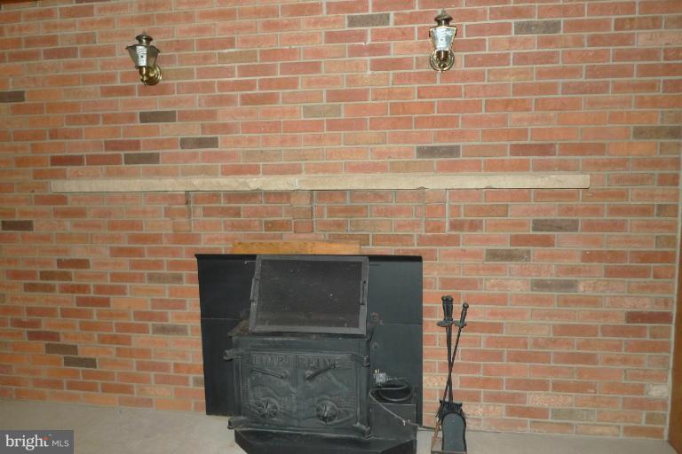 10322 Bethel Road Frederick, MD 21702 - Photo 10 of 30 Interior (General)