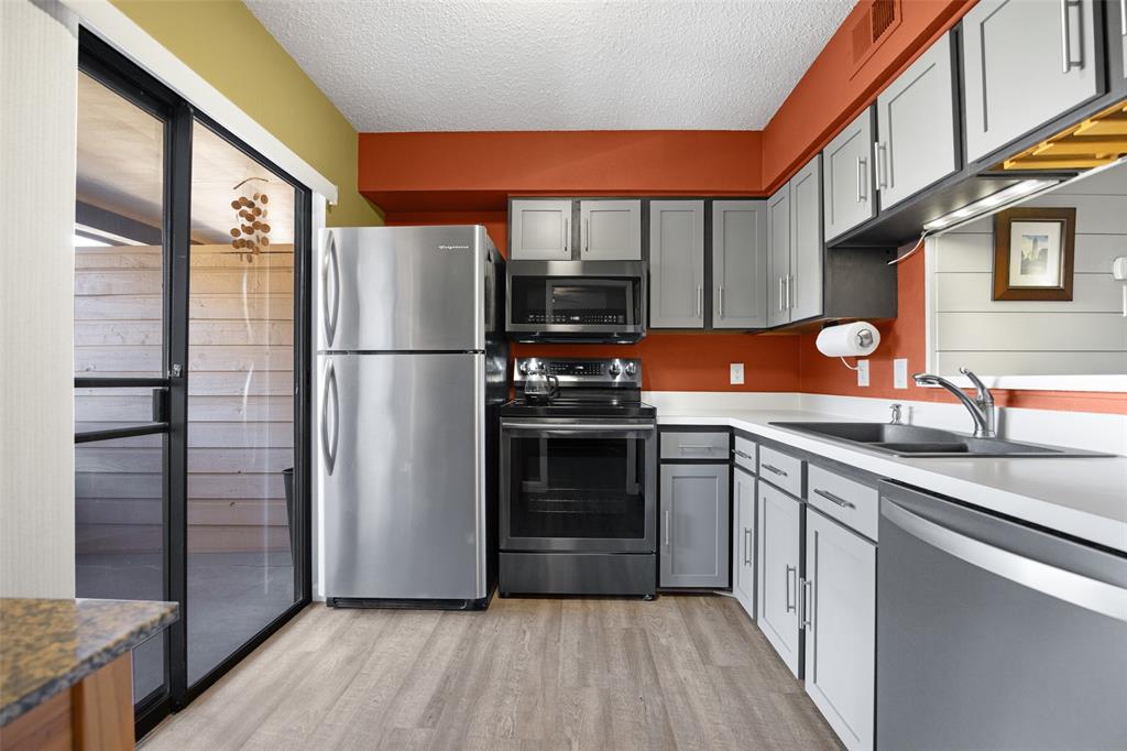 5626 Preston Oaks Road, Unit 35D Dallas, TX 75254 - Photo 5 of 29