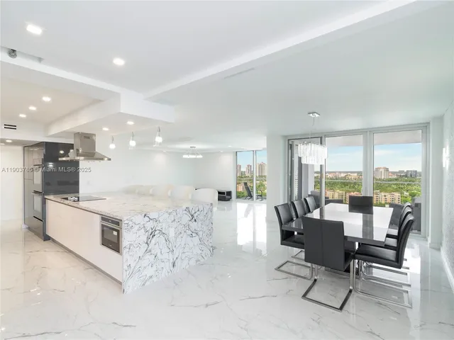 $5,999 | 19707 Turnberry Way, Unit 18K, Aventura, FL 33180
