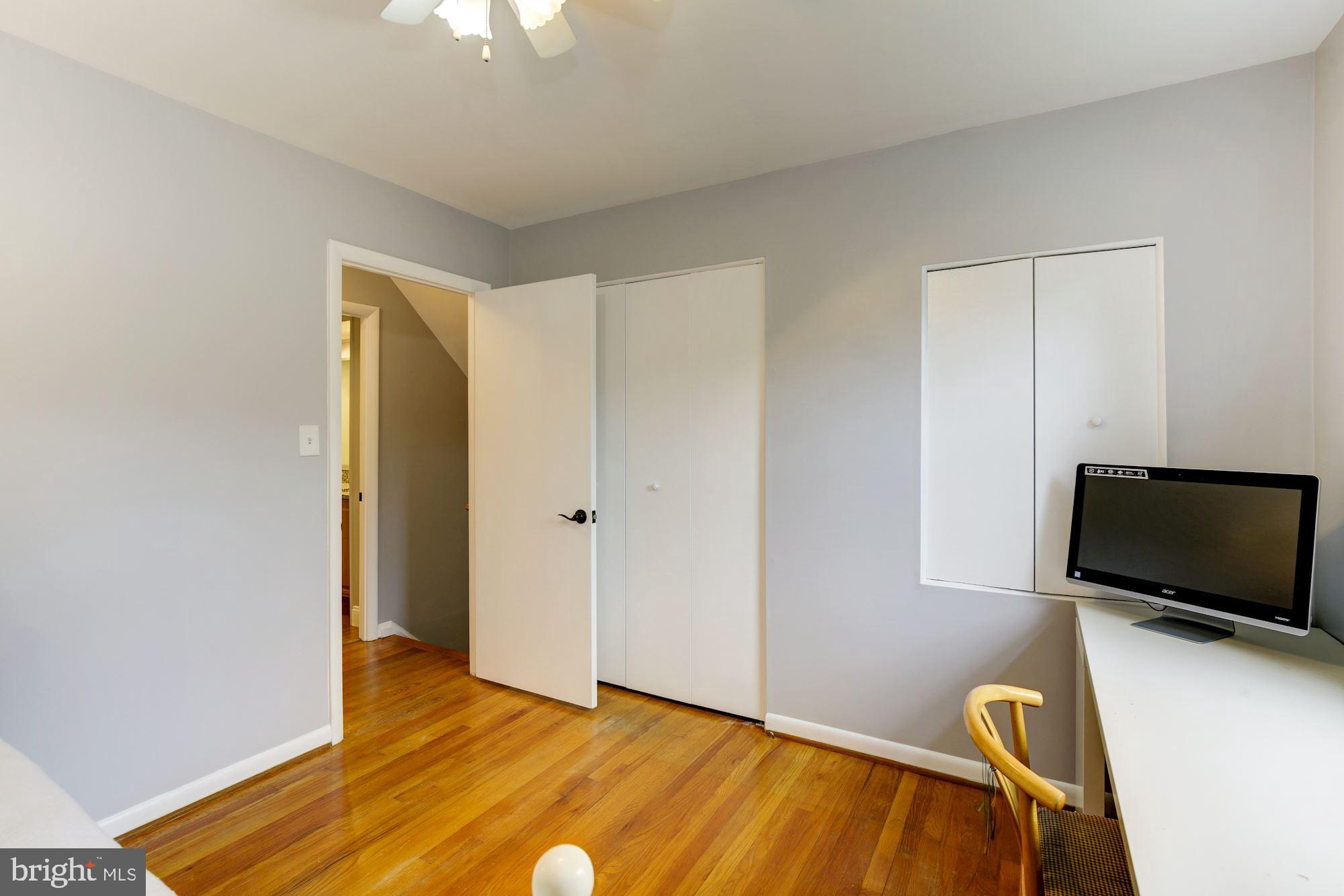 307 Stonewall Road Baltimore, MD 21228 - Photo 22 of 31 Bedroom