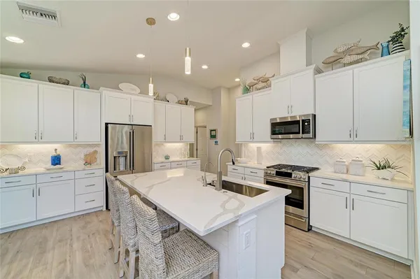 $379,500 | 12419 Oak Hill Way, Parrish, FL 34219