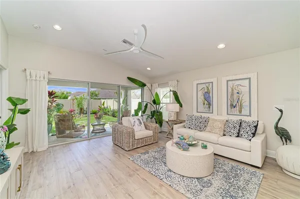 $379,500 | 12419 Oak Hill Way, Parrish, FL 34219