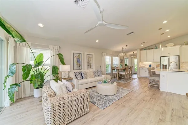 $379,500 | 12419 Oak Hill Way, Parrish, FL 34219