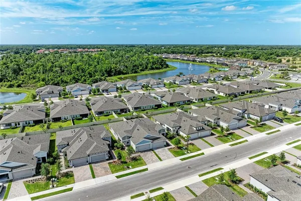 $379,500 | 12419 Oak Hill Way, Parrish, FL 34219