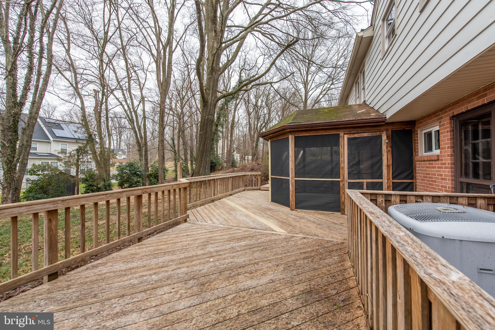 2229 Drury Road Silver Spring, MD 20906 - Photo 39 of 53 Rear deck