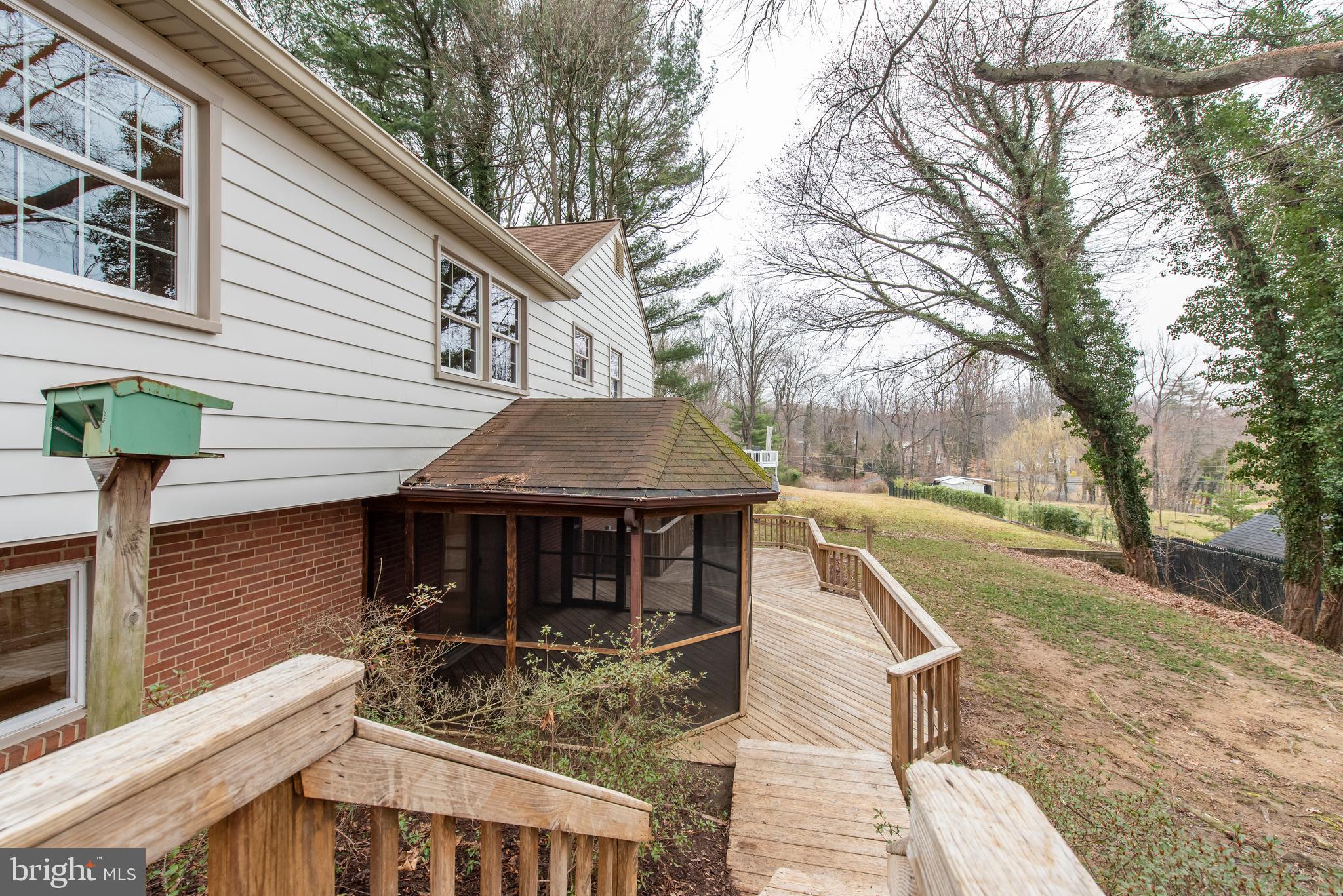 2229 Drury Road Silver Spring, MD 20906 - Photo 41 of 53 Rear deck