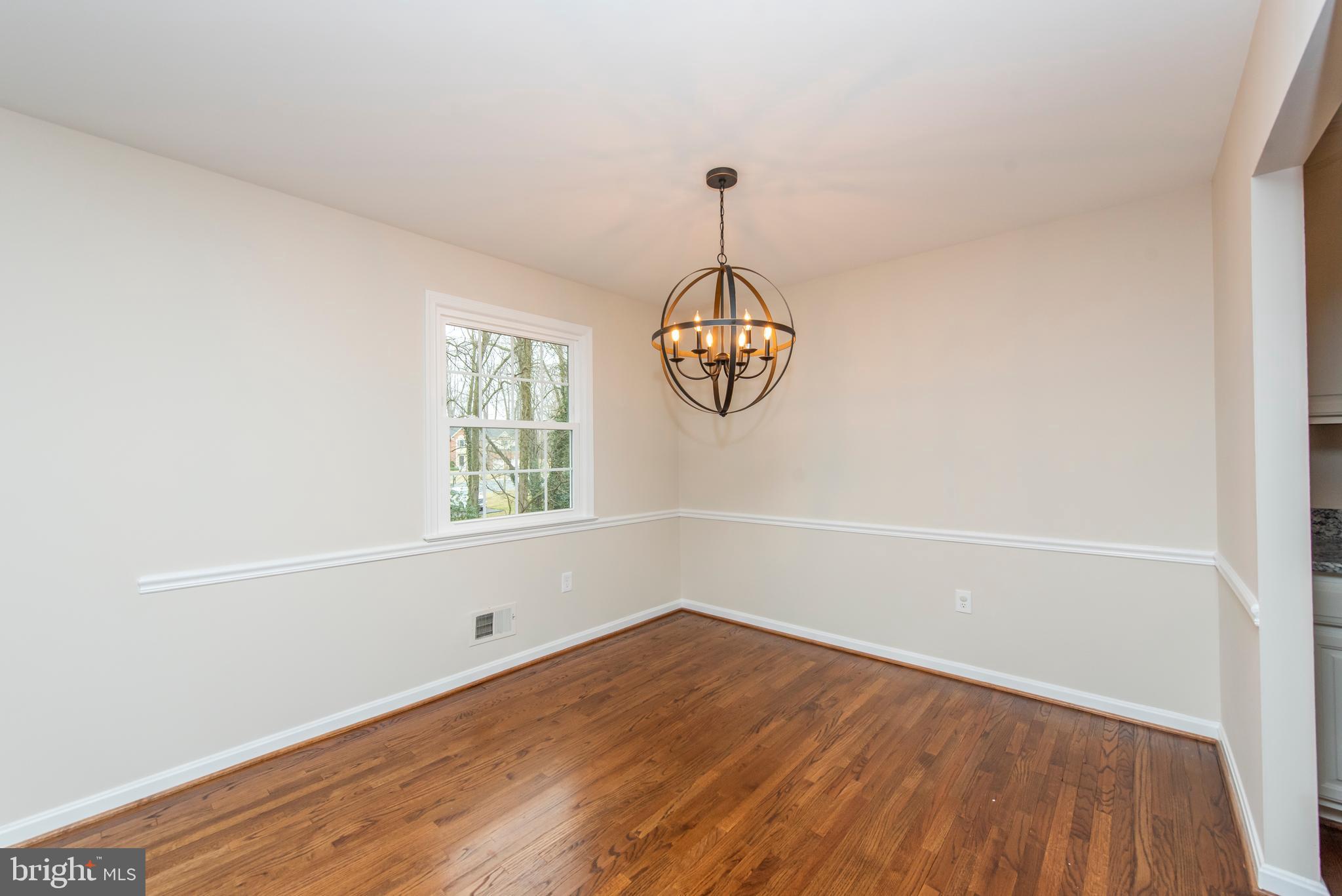 2229 Drury Road Silver Spring, MD 20906 - Photo 7 of 53 Dining room
