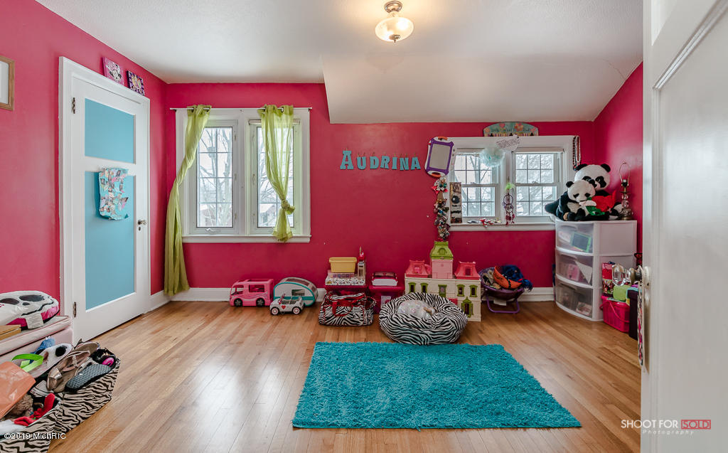 814 Ruddiman Drive North Muskegon, MI 49445 - Photo 16 of 26 814RuddimanDr017 LoRes