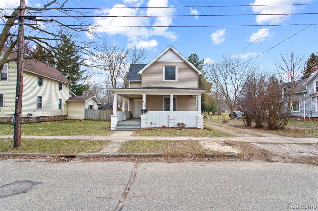 225 West Ridge Street Owosso, MI 48867 - Photo 1 of 46