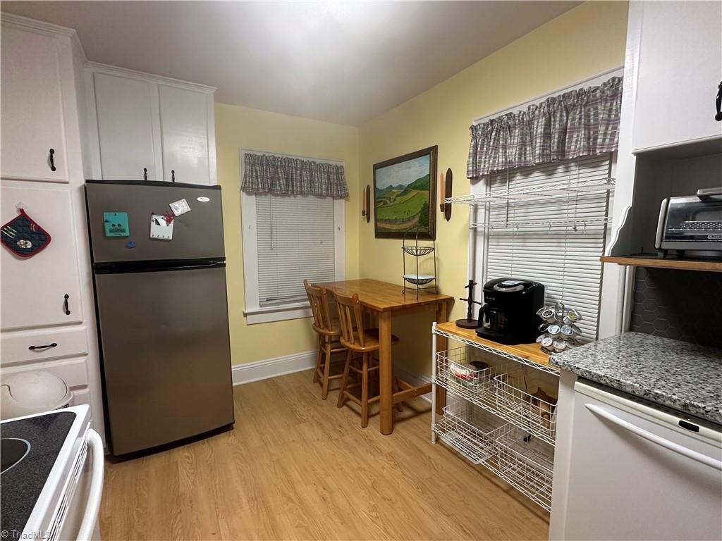 174 Sunset Drive Rural Hall, NC 27045 - Photo 7 of 18 eat-in kitchen