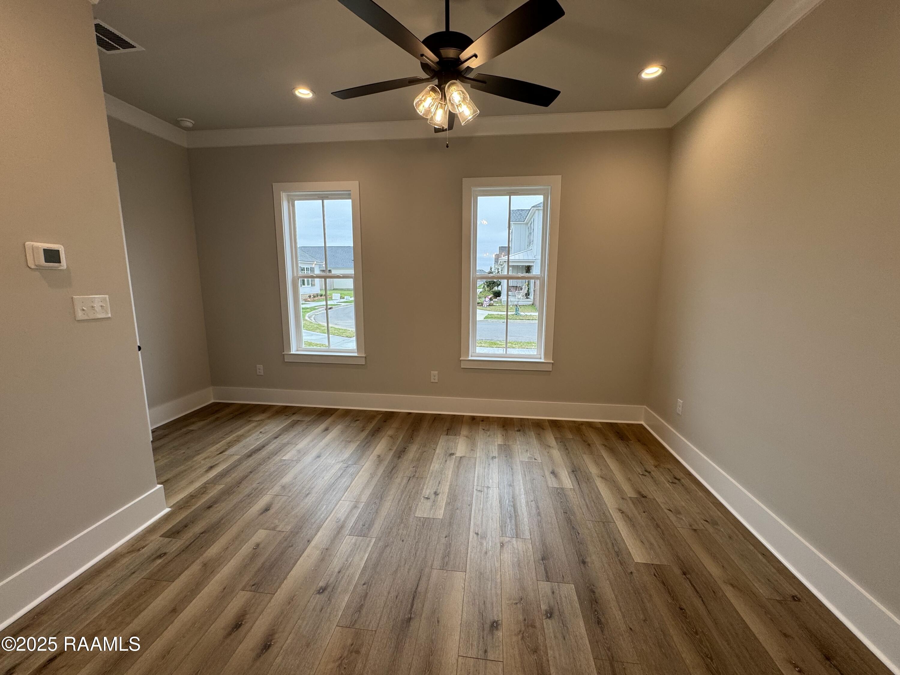 209 Boxview Street Scott, LA 70583 - Photo 8 of 17 20250214_213913289_iOS