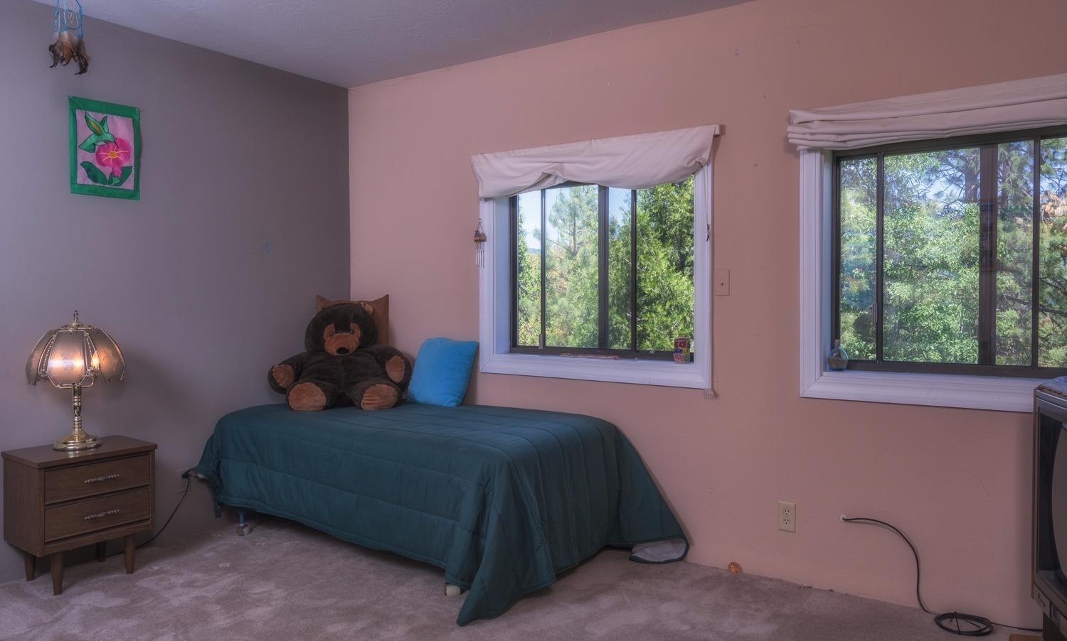 16933 Meadows Road White City, OR 97503 - Photo 13 of 26 Additional Photo