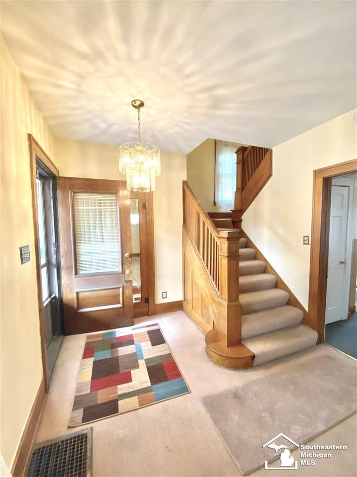 87 Walnut Street River Rouge, MI 48218 - Photo 19 of 61 50039164-18.JPG