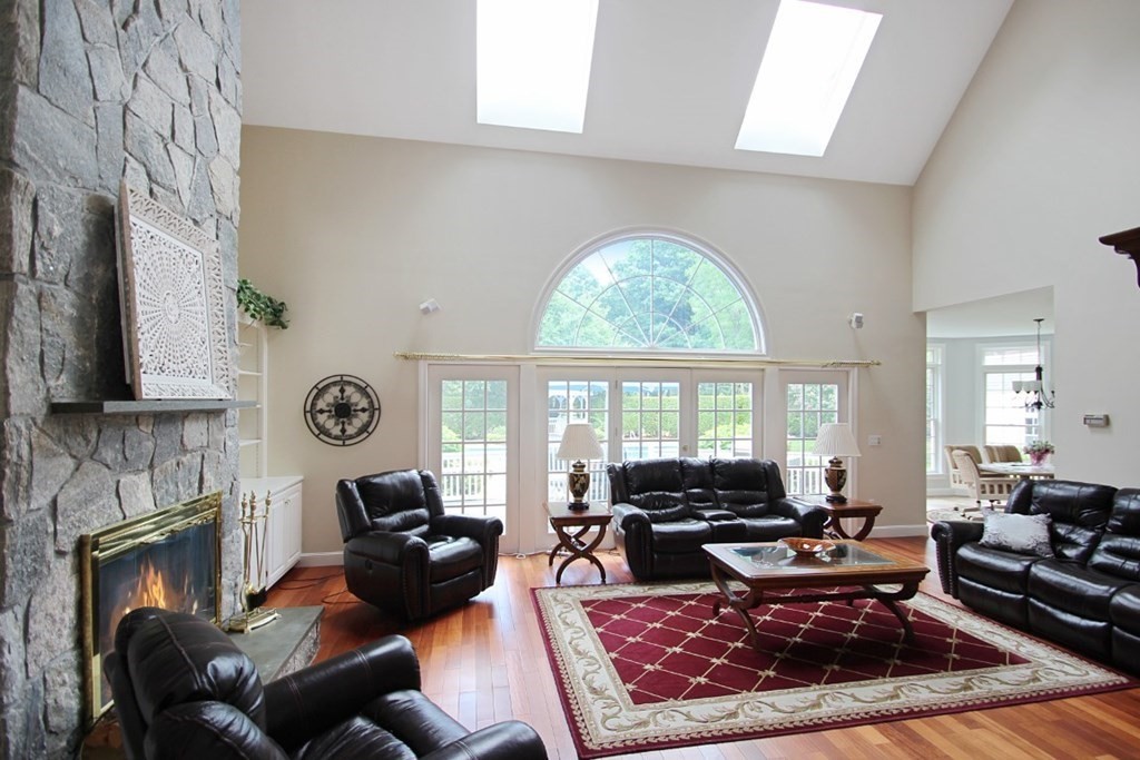 48 Campion Road North Andover, MA 01845 - Photo 8 of 41 Gallery Image 8