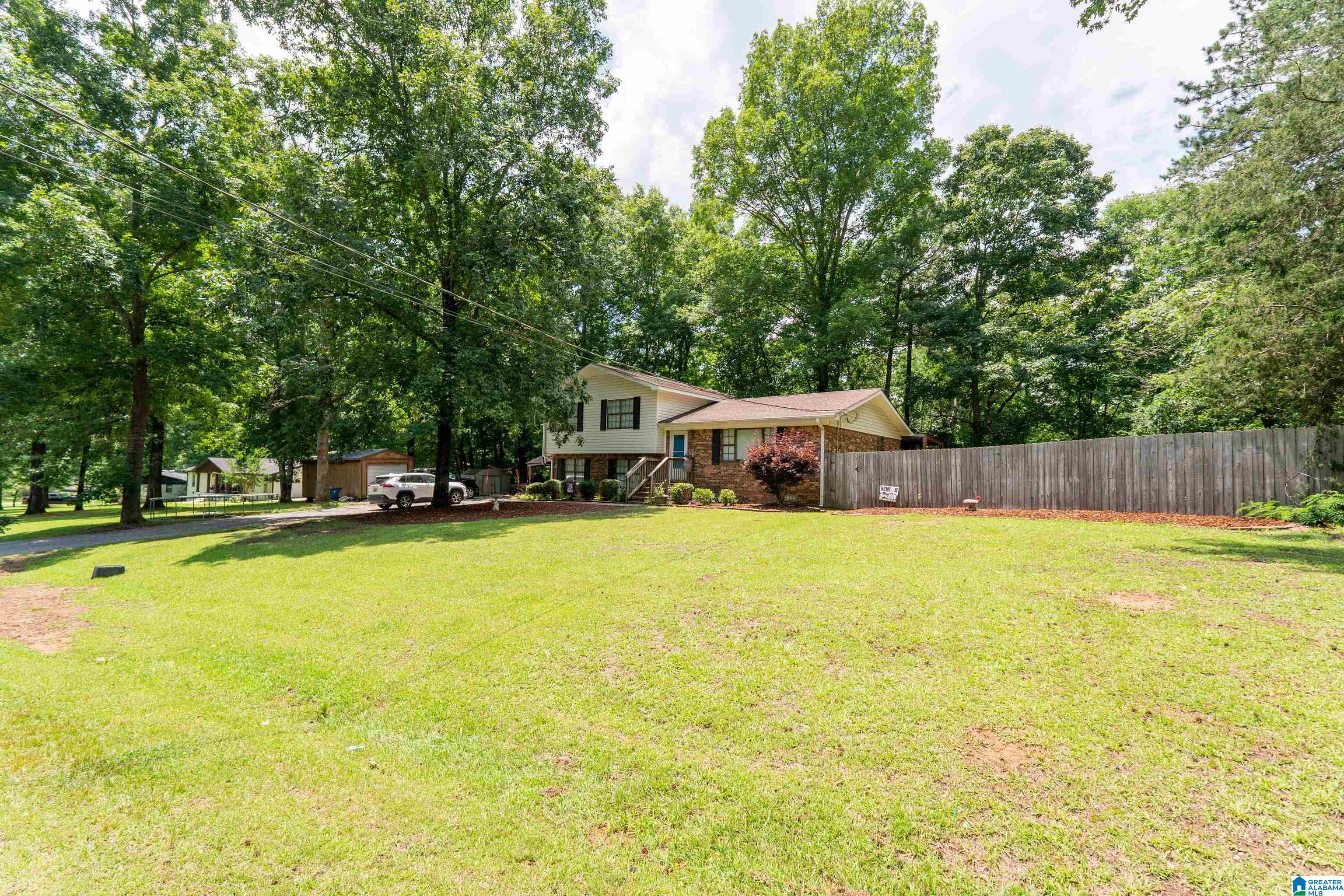 325 Ridgewood Drive Hayden, AL 35079 - Photo 8 of 67