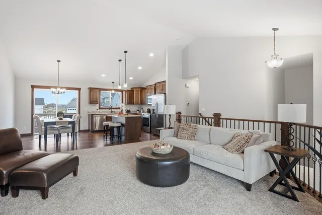 $499,900 | 9504 Andrew Avenue, Elko New Market, MN 55020