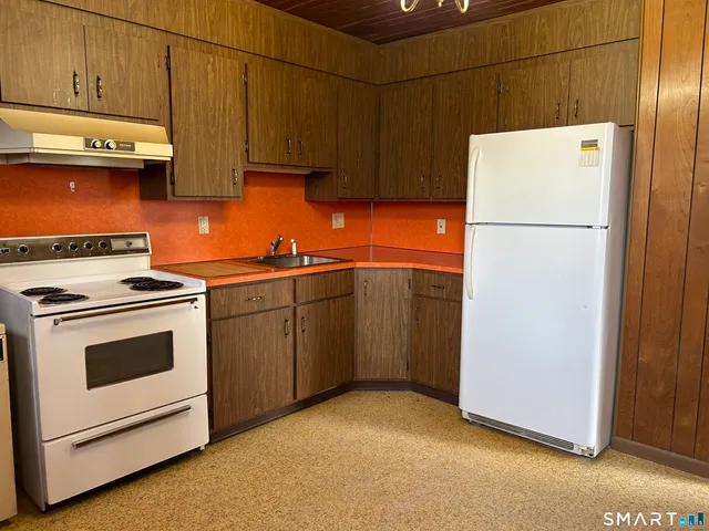 $450,000 | 12 Aspinook Street, Griswold, CT 06351