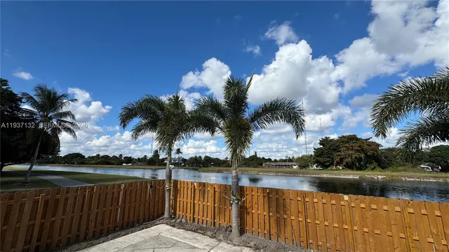 $639,000 | 321 Northwest 201st Street, Miami Gardens, FL 33169