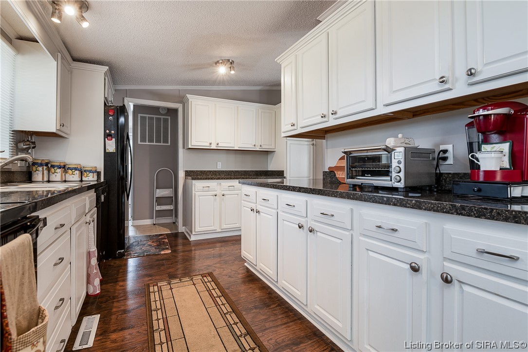 4010 Albin Ford Road Southeast Elizabeth, IN 47117 - Photo 10 of 31 Gallery Image 10