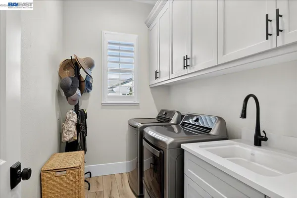 $649,900 | 1560 Empire Drive, Lodi, CA 95242