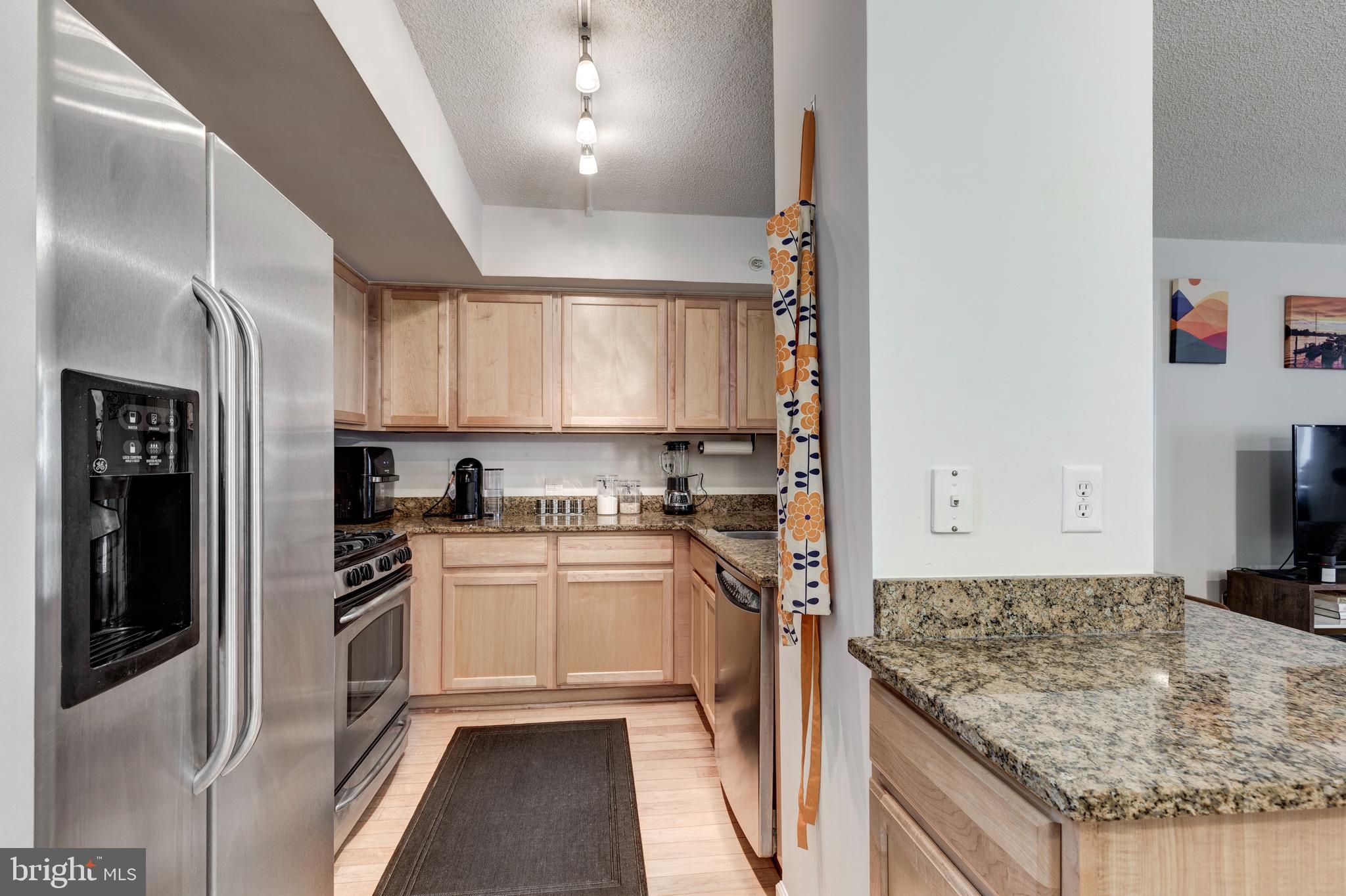 7923 Eastern Avenue Northwest, Unit 704 Silver Spring, MD 20910 - Photo 8 of 33 Kitchen