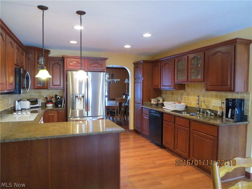 6210 Stoney Ridge Road North Ridgeville, OH 44039 - Photo 4 of 25