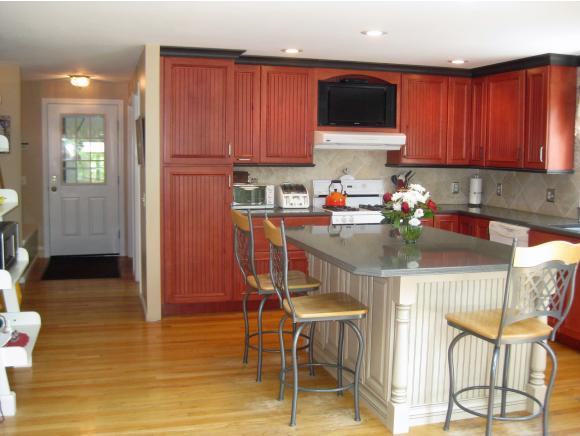 7 Boness Lane Stratham, NH 03885 - Photo 3 of 29 Gallery Image 3