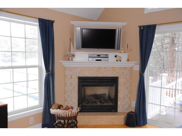 7 Boness Lane Stratham, NH 03885 - Photo 8 of 29 Gallery Image 8