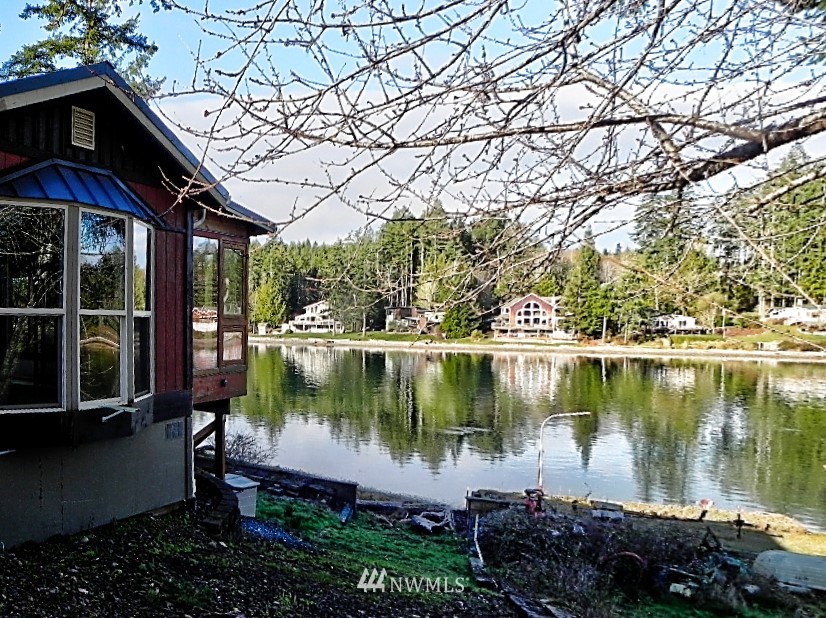310 East Eckert Road Grapeview, WA 98546 - Photo 8 of 20 Gallery Image 8