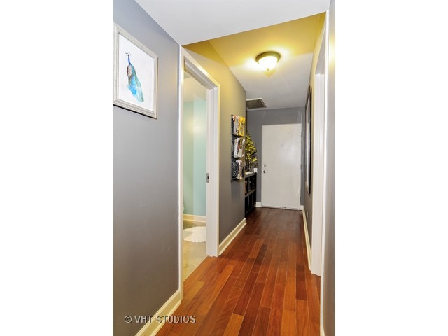 1600 North Halsted Street, Unit 2J Chicago, IL 60614 - Photo 9 of 10