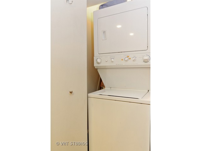 1600 North Halsted Street, Unit 2J Chicago, IL 60614 - Photo 10 of 10