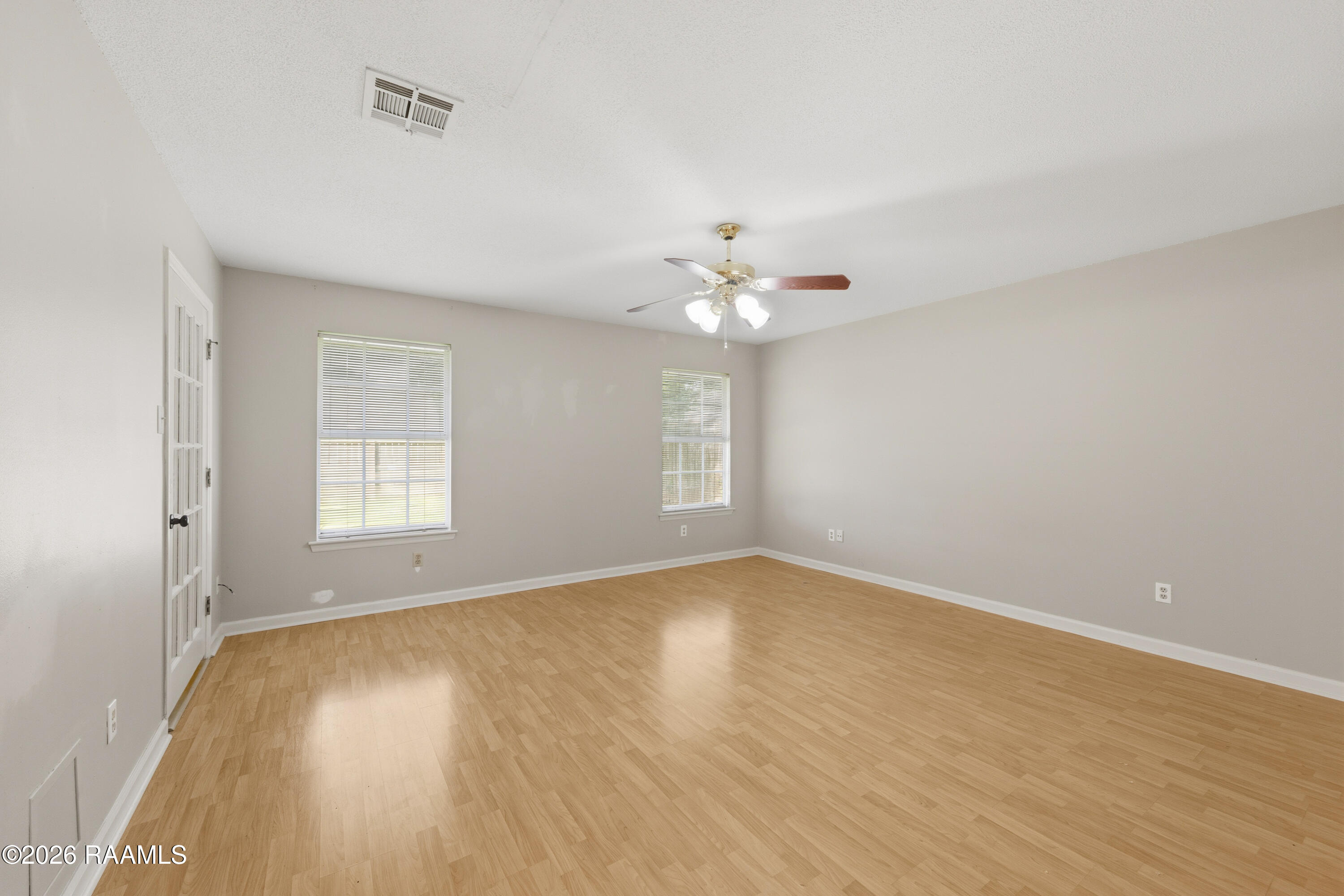 702 Canberra Road Lafayette, LA 70503 - Photo 17 of 30 702Canberra-48