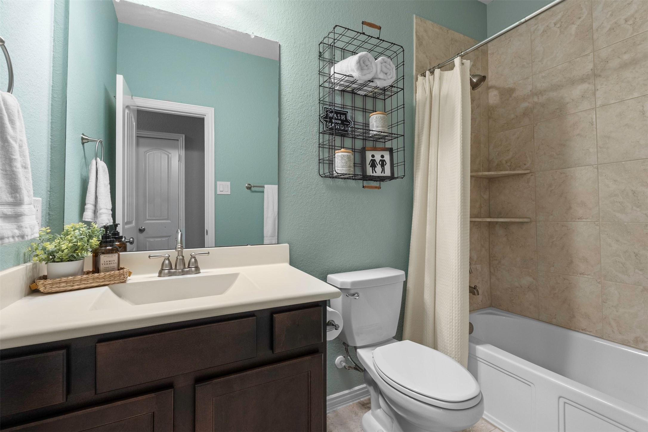 4480 Lone Alcove Drive Spring, TX 77386 - Photo 26 of 45 Bathroom #2