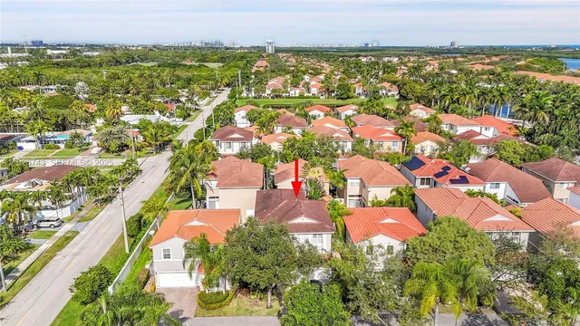 $975,000 | 1135 Satinleaf Street, Hollywood, FL 33019