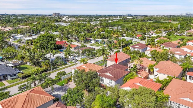 $975,000 | 1135 Satinleaf Street, Hollywood, FL 33019