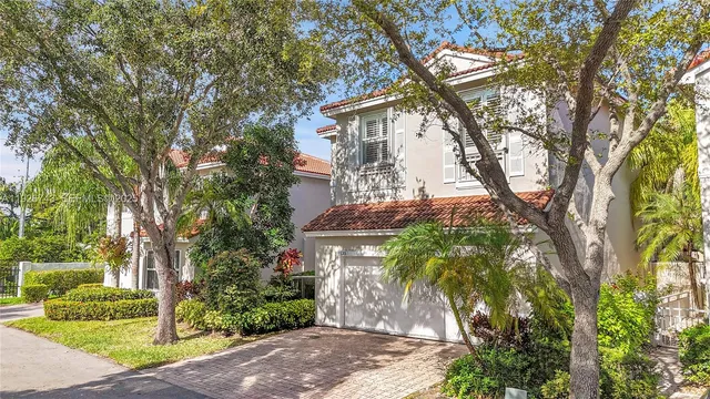 $975,000 | 1135 Satinleaf Street, Hollywood, FL 33019