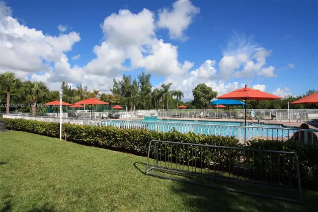 $975,000 | 1135 Satinleaf Street, Hollywood, FL 33019