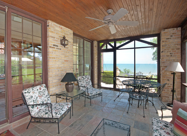 337 Sheridan Road Winnetka, IL 60093 - Photo 7 of 25 a living room filled with furniture