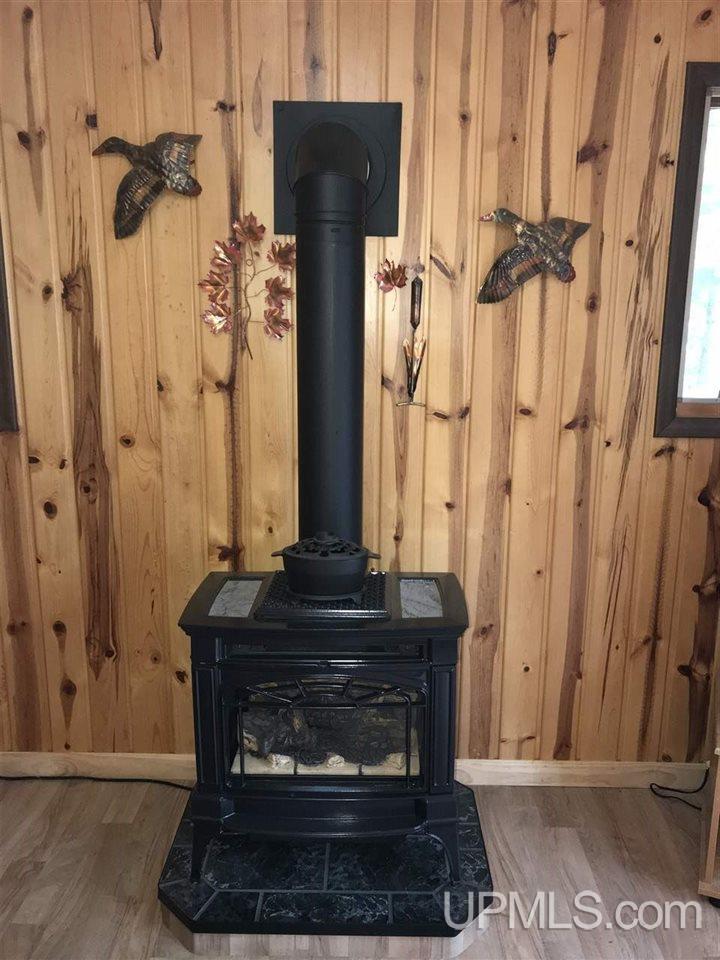 1504 South Casey Lake Road Ishpeming, MI 49849 - Photo 13 of 49