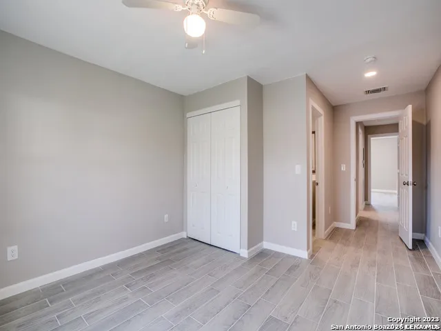 $1,850 | 4238 Commercial, San Antonio, TX 78221