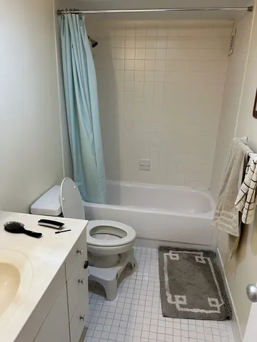 $2,900 | 77 Pond Avenue, Unit 407, Brookline, MA 02445