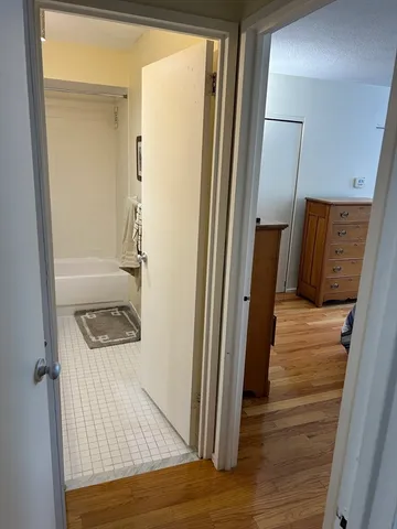 $2,900 | 77 Pond Avenue, Unit 407, Brookline, MA 02445