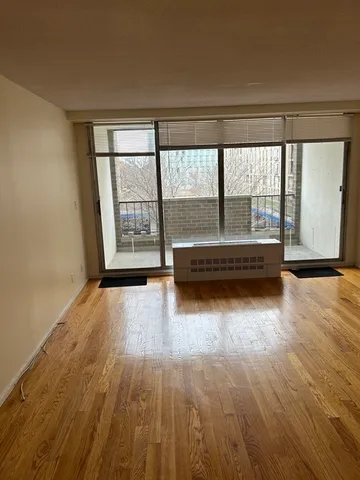 $2,700 | 77 Pond Avenue, Unit 407, Brookline, MA 02445