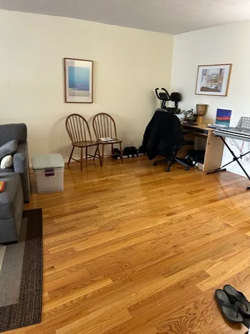 $2,900 | 77 Pond Avenue, Unit 407, Brookline, MA 02445