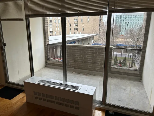 $2,700 | 77 Pond Avenue, Unit 407, Brookline, MA 02445