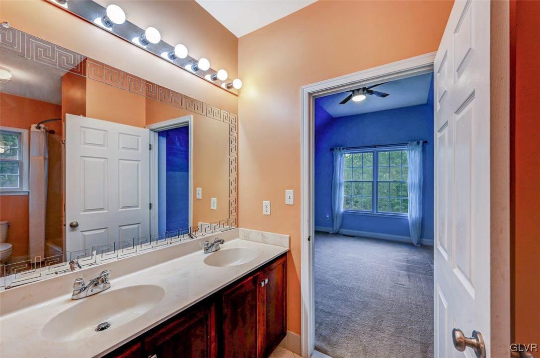 175 Jacoby Run Road Mount Bethel, PA 18343 - Photo 39 of 50 Bedrooms 4 & 5 share this Jack & Jill Full Bath fe